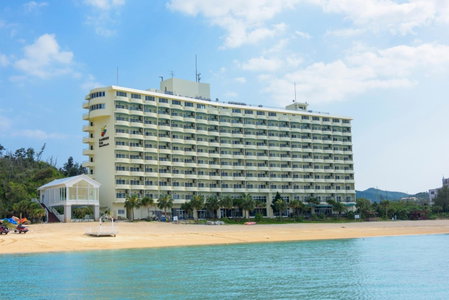 Courtyard by Marriott Okinawa Resort, Nago, Japón