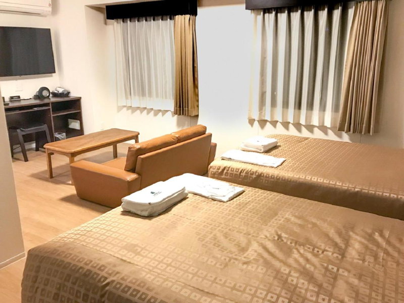 HOTEL LiVEMAX Takamatsu Eki Mae, Takamatsu, Japon