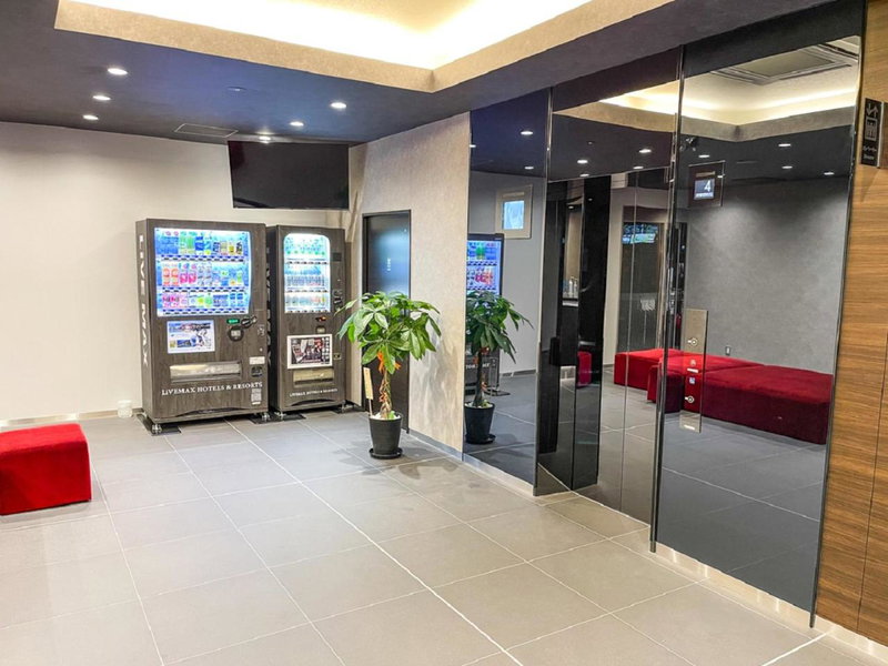 HOTEL LiVEMAX Takamatsu Eki Mae, Takamatsu, Japon