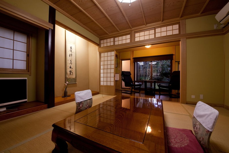 Ryokan Sennari, Beppu, Japan
