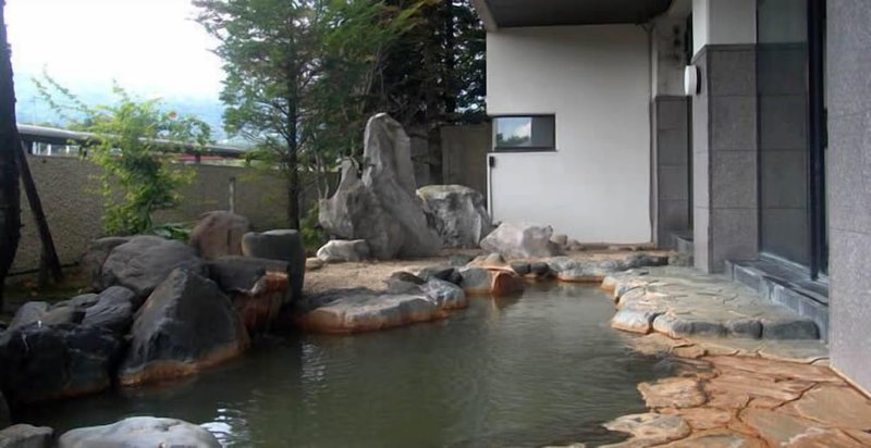 Sansatei Genbukan, Zao, Japan