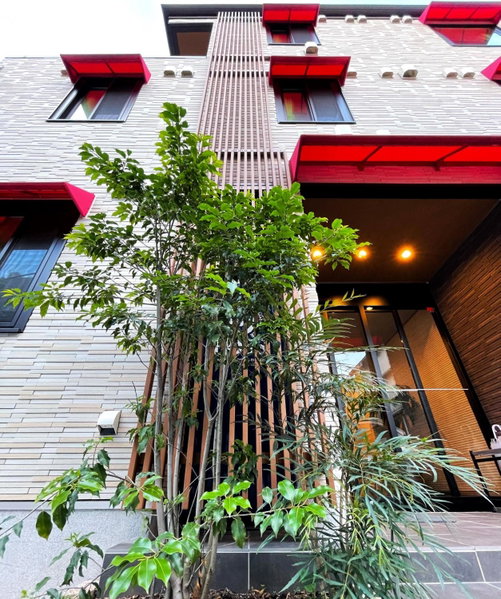 Shinjuku Warm House, Tokyo, Japan