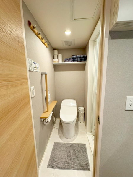 Shinjuku Warm House, Tokyo, Japan