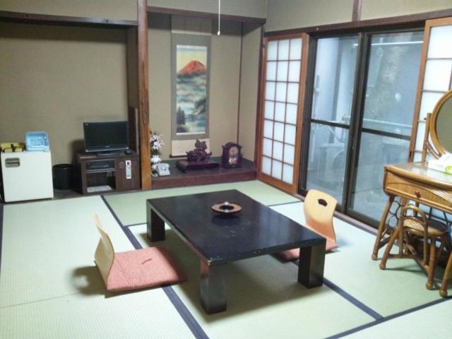 Takigawa Ryokan, Kyoto, Japan
