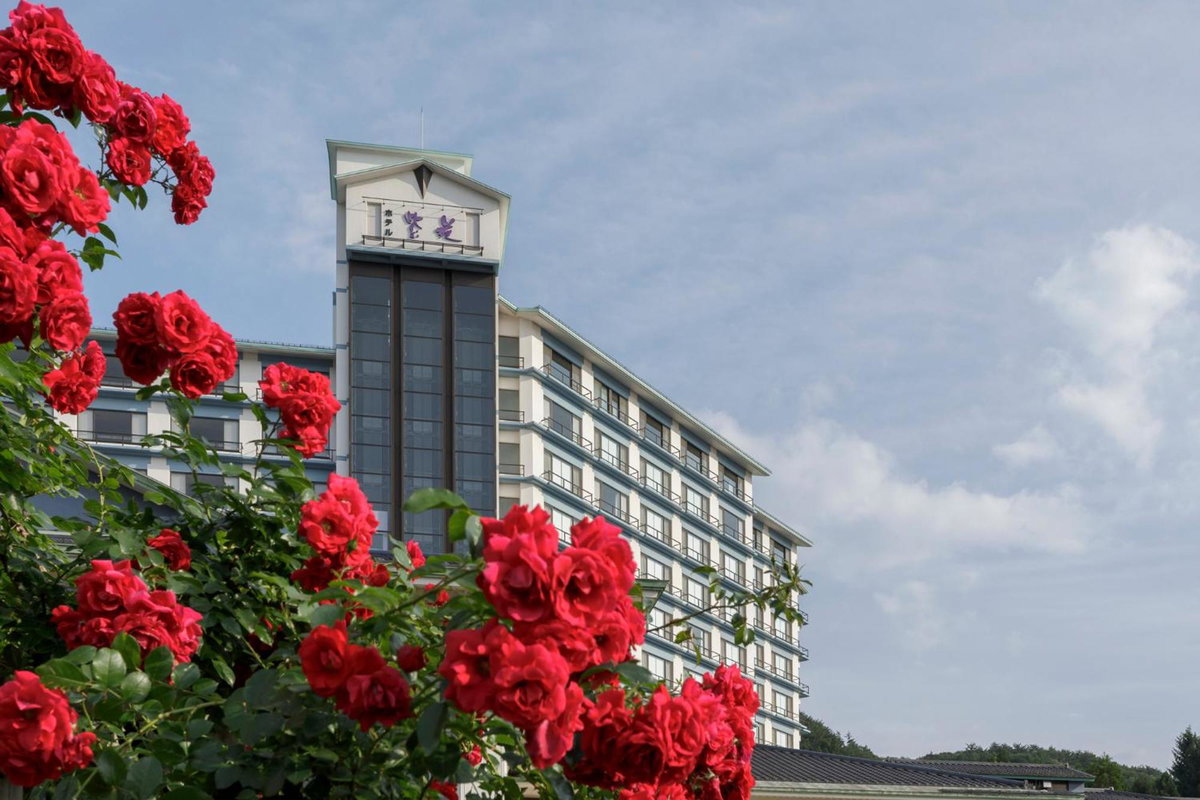 Hotel Shion, Japon