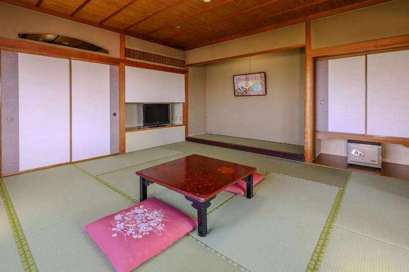 Ooedo Onsen Monogatari Premium Yamashitaya, Kaga, Япония