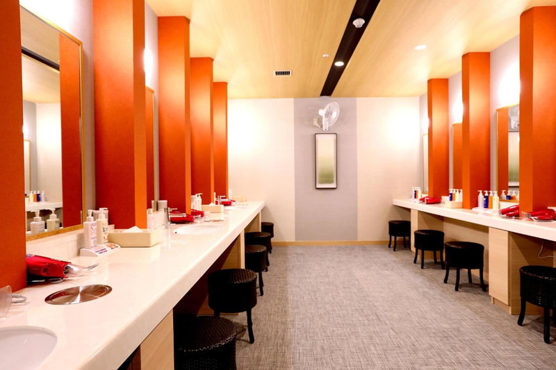 Ooedo Onsen Monogatari Premium Yamashitaya, Kaga, Япония