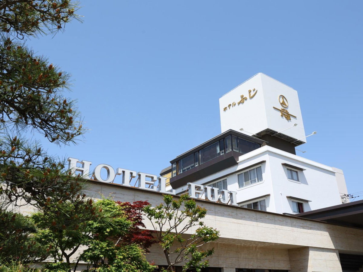 Отель · Hotel Fuji, Fuefuki