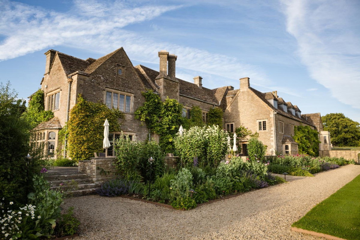 Hotel · Whatley Manor, Malmesbury