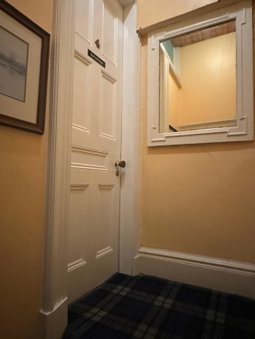 Rosehall Hotel, Edinburgh, Великобритания