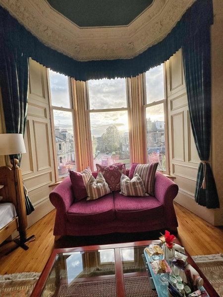 Rosehall Hotel, Edinburgh, Великобритания