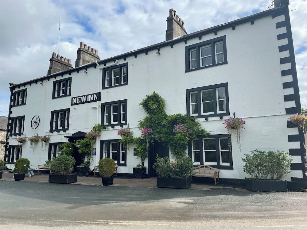 Hotel · OYO New Inn Hotel, Lancaster
