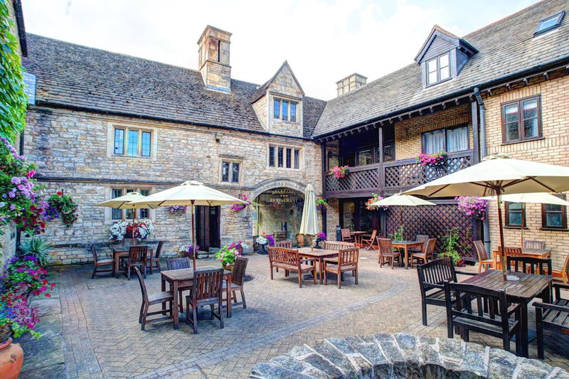 The Bell Inn, Stilton, Cambridgeshire - The Coaching Inn Group, Peterborough, Reino Unido