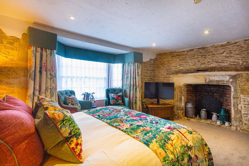 The Bell Inn, Stilton, Cambridgeshire - The Coaching Inn Group, Peterborough, Reino Unido