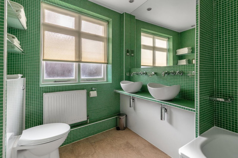 Harlingford Hotel, London, Reino Unido