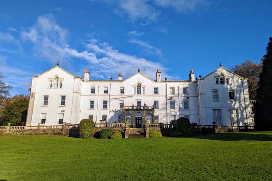 Court Colman Manor, Bridgend, Великобритания