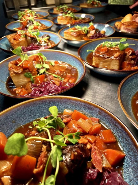 The Nest Hotel & Restaurant, Petersfield, Великобритания