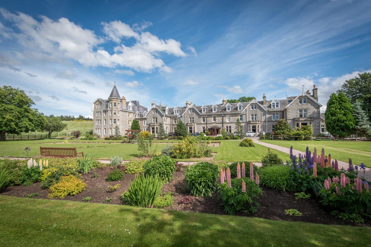 Hotel · Nethybridge Hotel, Nethy Bridge
