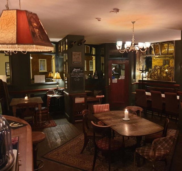 The Olde Swan Hotel, Chertsey, Royaume-Uni