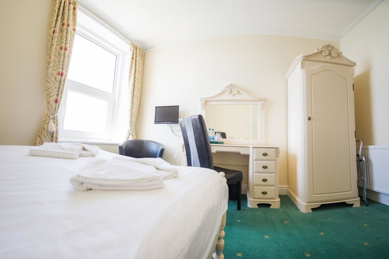 Queensbridge Hotel, Aberystwyth, Великобритания