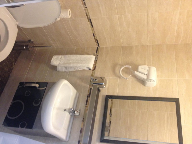 Heathrow Inn Hotel, Hillingdon, Великобритания