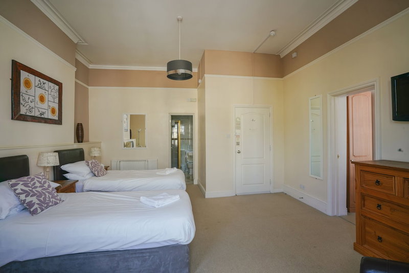 The Sheldon B&B, Eastbourne, Великобритания