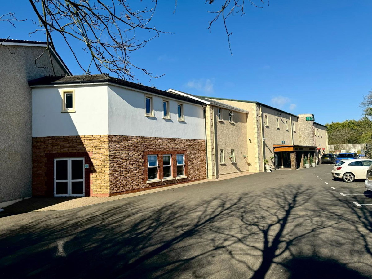 Hotel · The Dark Hedges Hotel, Stranocum
