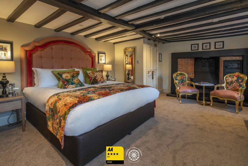 The Tudor House Hotel, Tewkesbury, Gloucestershire - The Coaching Inn Group, Tewkesbury, Великобритания
