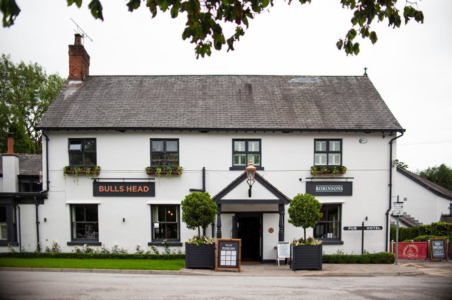 The Bulls Head Hotel, Hale, Royaume-Uni