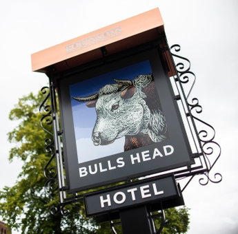 The Bulls Head Hotel, Hale, Royaume-Uni