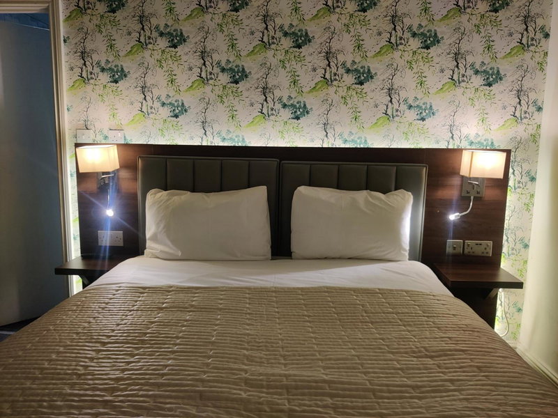Chelsea House Hotel - B&B, London, United Kingdom