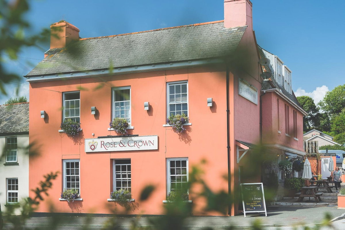Отель · Rose and Crown Yealmpton, Yealmpton