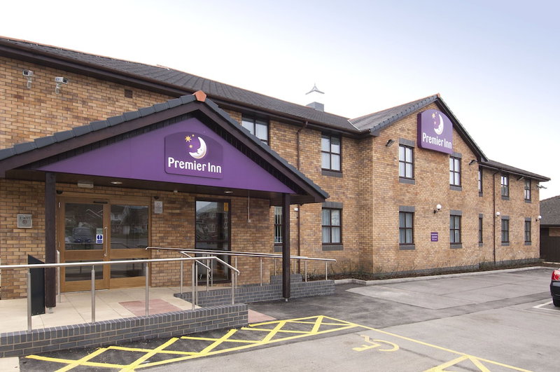 Premier Inn Llanelli Central West, Llanelli, Великобритания