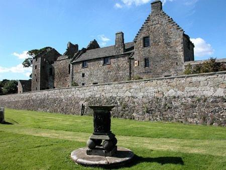 Aberdour Hotel, Stables Rooms & Beer Garden, Dunfermline, United Kingdom