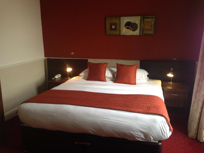 Aberdour Hotel, Stables Rooms & Beer Garden, Dunfermline, United Kingdom