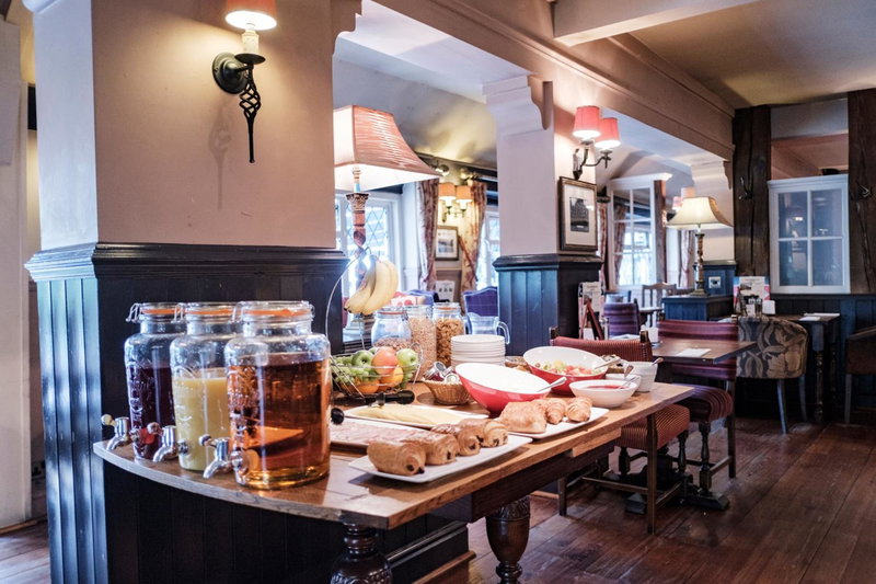 The Hampshire Hog, Clanfield, Великобритания