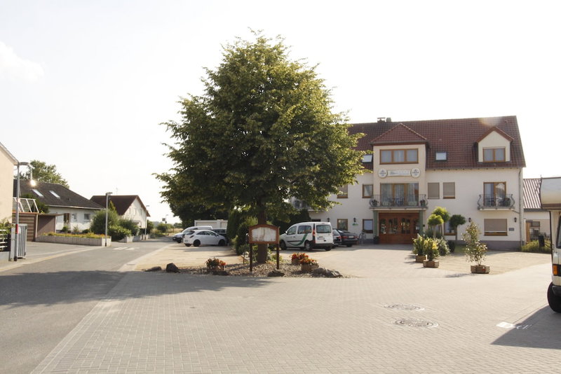 Landhotel Fetzer, Ingelheim am Rhein, Germany