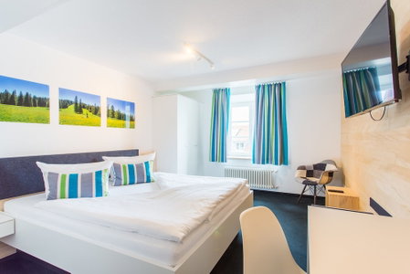 DIE KRONE - Hotel Garni, Kirchzarten, Germany