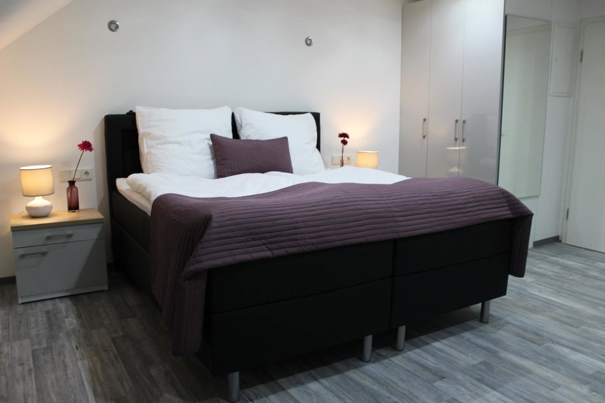 Hotel · Pension am Stummplatz, Neunkirchen