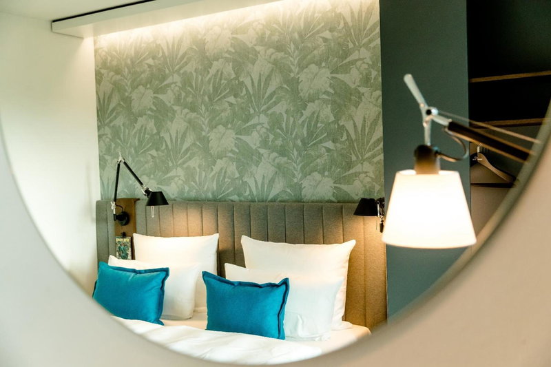 Motel One Bonn-Hauptbahnhof, Bonn, Germany