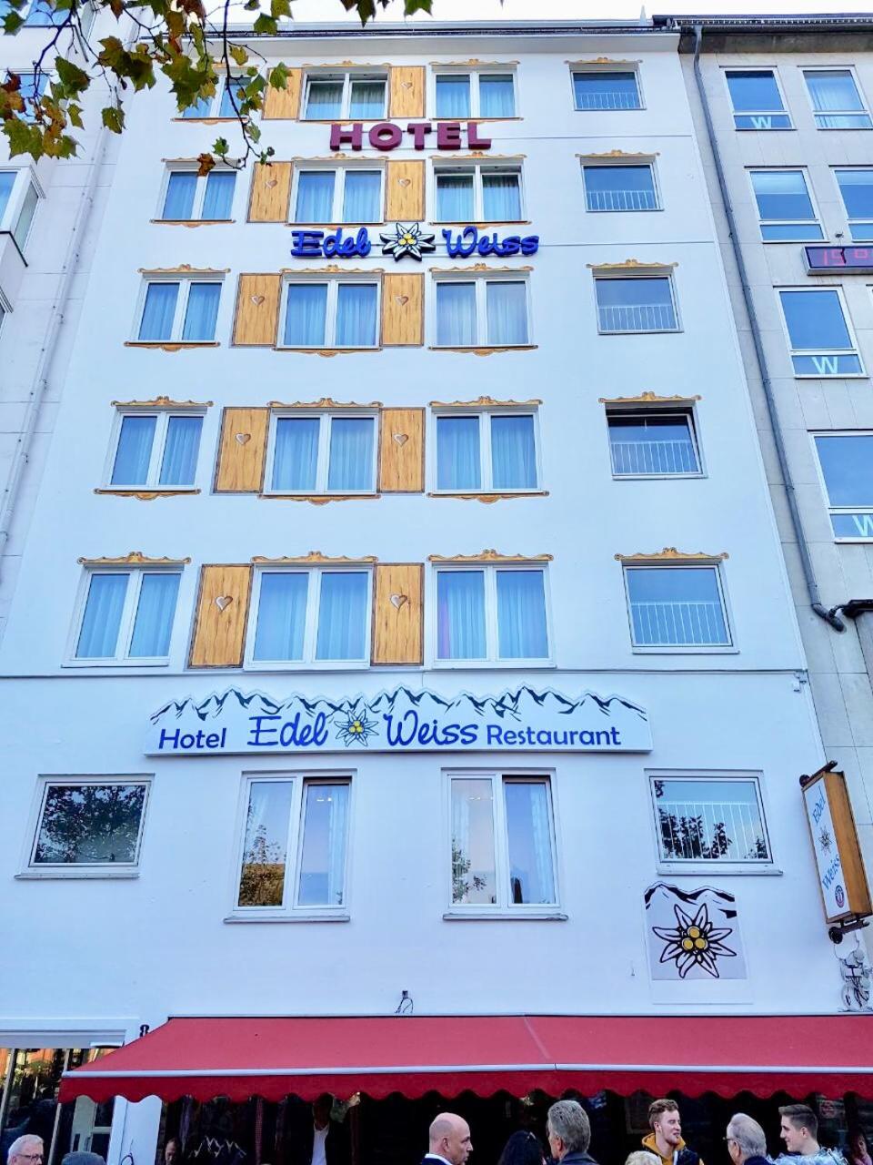 Hotel Edel Weiss, Deutschland