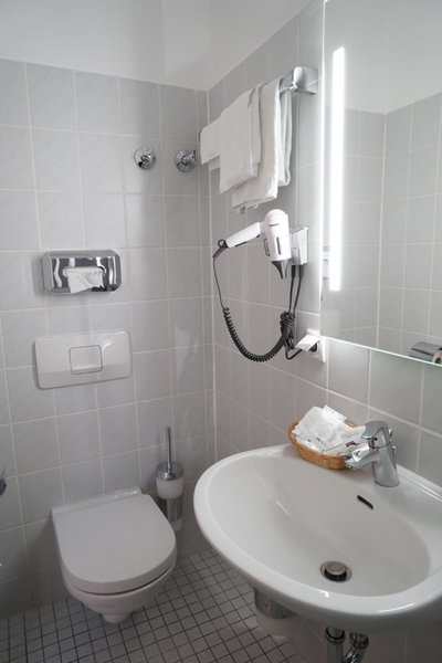 Hotel Edel Weiss, Bremen, Германия