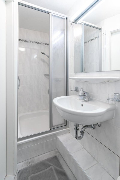 Hotel-Pension am Siegestor, Munich, Germany