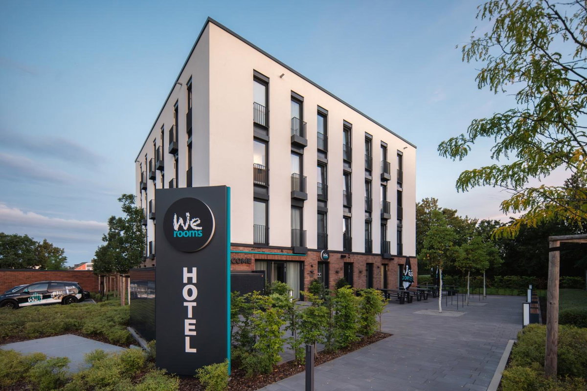 Hotel · We rooms Hotel, Karben