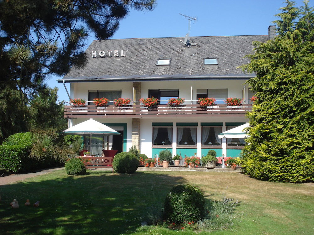 Отель · Eifel Hotel Lamberty, Landscheid