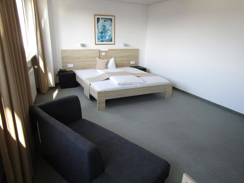 Businesshotel & Appartements Stuttgart-Vaihingen, Stuttgart, Alemania