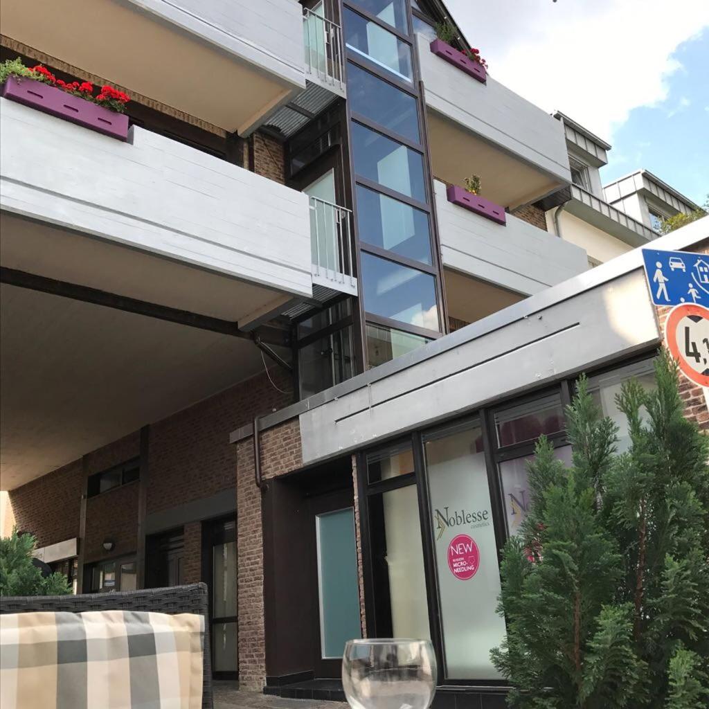 Hotel · Balthasar Neumann Speiserei & Gästehaus - Zentrum Brühl -E-Ladestation, nähe Phantasialand, Brühl
