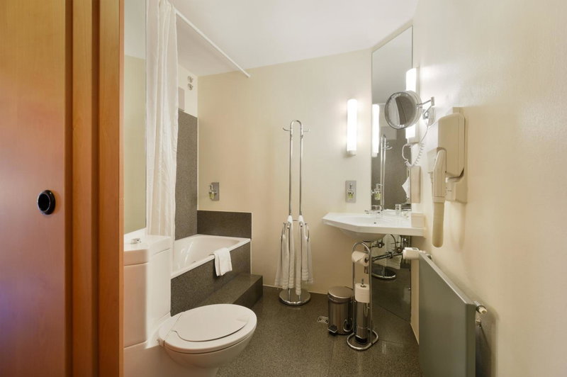 Hotel Wiehberg - Self Check-In, Hannover, Alemania