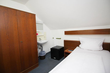 Hotel Pension Köberl, Munich, Germany
