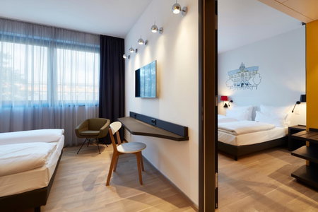 Hotel im LESKANPark, Cologne, Germany